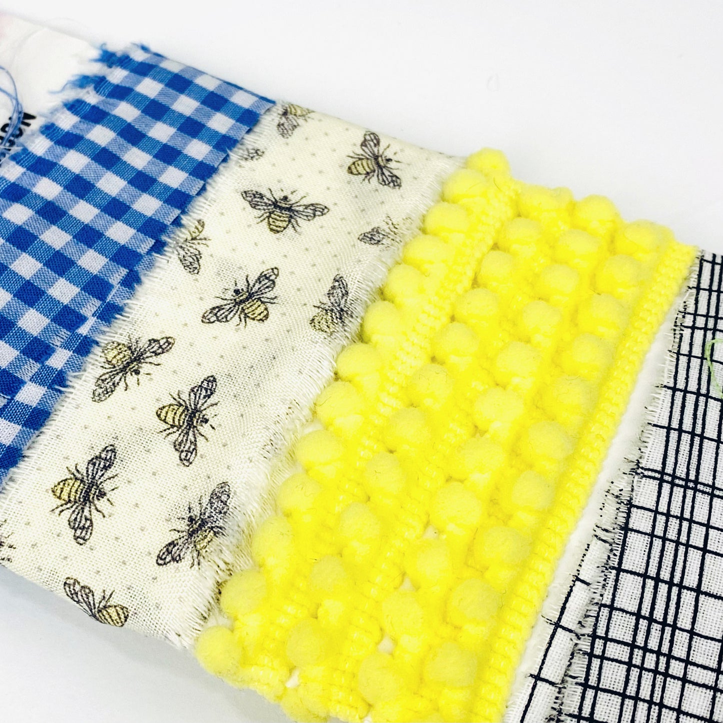 Frazzles and Ribbon - Spring Bee III